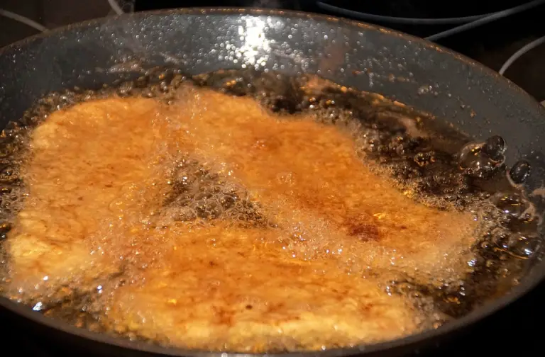 smell greasy